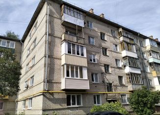 Продается 2-комнатная квартира, 40.2 м2, Йошкар-Ола, Красноармейская улица, 99, 1-й микрорайон