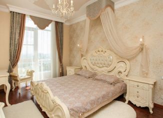 Продам 3-комнатную квартиру, 100 м2, Ставрополь, улица Ломоносова, 55