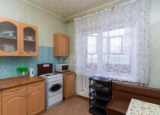 Продается 1-комнатная квартира, 45.3 м2, Тюмень, улица Монтажников, 8, Восточный округ