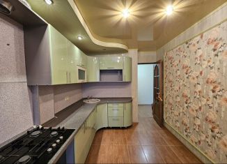 Продается 2-ком. квартира, 57.5 м2, Салават, бульвар Салавата Юлаева, 73