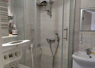 Продаю 1-ком. квартиру, 30.5 м2, Кингисепп, улица Химиков, 10