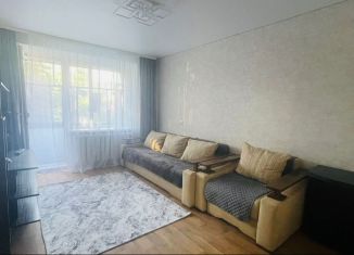 Аренда двухкомнатной квартиры, 45 м2, Азов, Черноморский переулок, 77А