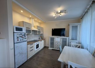 Сдам 2-комнатную квартиру, 60 м2, Троицк, Нагорная улица, 8