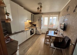 Продам трехкомнатную квартиру, 75 м2, деревня Быльники, Дорожная улица, 11