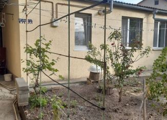 Сдается в аренду дом, 50 м2, Симферополь, улица Кемаль Якуб, 36