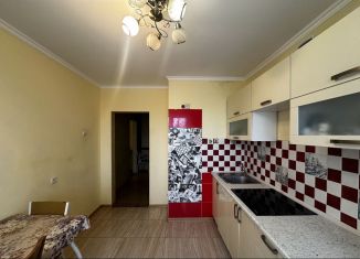 Продается 3-комнатная квартира, 68 м2, Калининград, Интернациональная улица, 29