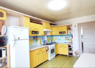 Продажа 3-комнатной квартиры, 81.7 м2, Чайковский, Сосновая улица, 23