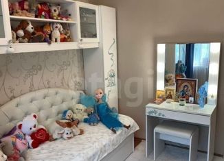 Продаю 4-комнатную квартиру, 80 м2, Аксай, улица Вартанова, 20