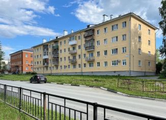 Двухкомнатная квартира на продажу, 43.6 м2, Асбест, Ленинградская улица, 3