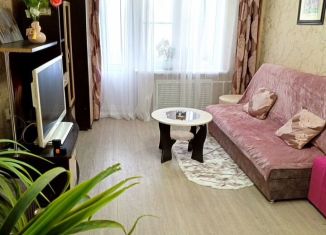 Сдается в аренду 1-комнатная квартира, 35 м2, Астрахань, Звёздная улица, 1/33, Советский район