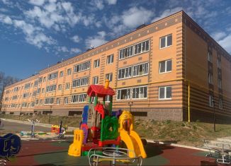 Продается 3-комнатная квартира, 63.7 м2, Калуга, Советская улица, 178