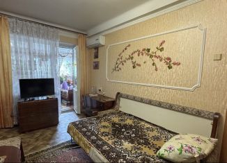 Продаю 1-ком. квартиру, 29.9 м2, Крым, улица Дмитрия Ульянова, 20