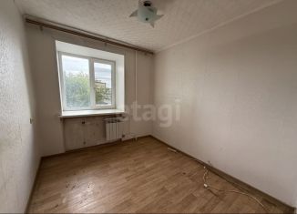 Продается 3-комнатная квартира, 58 м2, Тюмень, улица 30 лет Победы, 126, Восточный округ