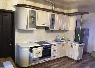 Сдам в аренду двухкомнатную квартиру, 45 м2, Курган, 4-й микрорайон, 9