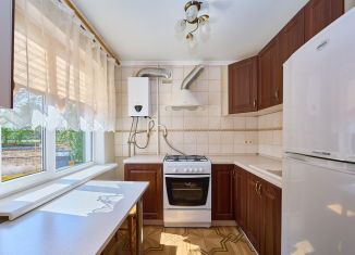 Продажа 3-ком. квартиры, 65 м2, Краснодар, Речная улица, 11, микрорайон Центральный