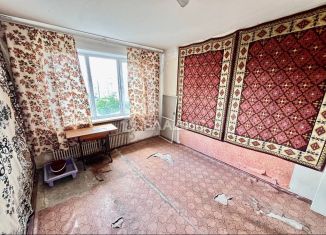 Продается однокомнатная квартира, 16.7 м2, Старый Оскол, микрорайон Молодогвардеец, 1