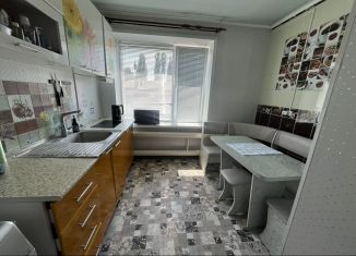 Продам 1-ком. квартиру, 36 м2, Балашов, улица 30 лет Победы, 170