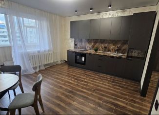 3-комнатная квартира на продажу, 68 м2, Тобольск, 9-й микрорайон, 28