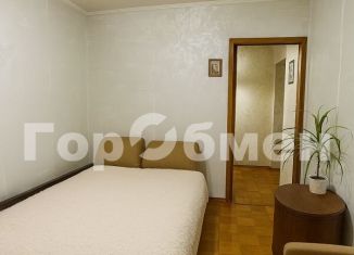 Продам 2-ком. квартиру, 52.1 м2, Троицк, Центральная улица, 16