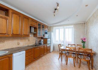 Четырехкомнатная квартира на продажу, 121.5 м2, Оренбург, Пролетарская улица, 86