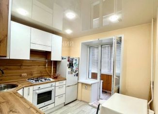 Двухкомнатная квартира на продажу, 49.1 м2, Канаш, Заводская улица, 5