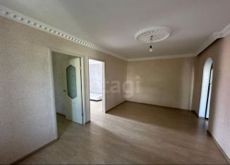 Продам 3-комнатную квартиру, 49.7 м2, Карабулак, улица Осканова, 32