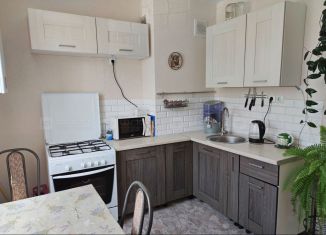 Продается 1-ком. квартира, 41.1 м2, деревня Куюки, 13-й квартал, 7