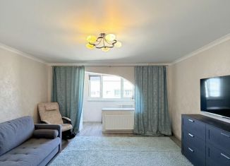 Продам 3-ком. квартиру, 72 м2, Ставрополь, улица Пирогова, 30, микрорайон № 34