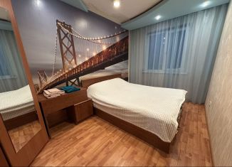 Сдается 3-ком. квартира, 60 м2, Мурманская область, улица Бредова, 8