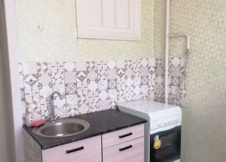 Продается 1-комнатная квартира, 37.5 м2, Орловская область, улица Мира, 36