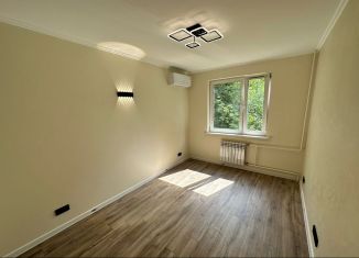 Продам помещение свободного назначения, 32 м2, Москва, Профсоюзная улица, 115к1, метро Тёплый Стан