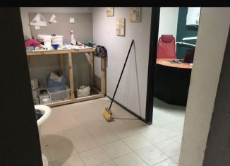 Продам помещение свободного назначения, 203.3 м2, Саратов, улица имени Е.Ф. Григорьева, 17/19