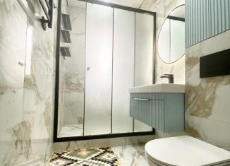 Продам 3-комнатную квартиру, 92 м2, Киров, улица Дмитрия Козулева, 4