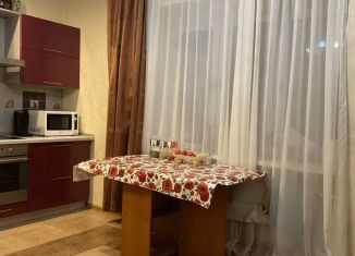 Продаю 3-комнатную квартиру, 93 м2, Тюмень, Широтная улица, 209