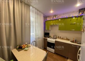 Продаю 1-ком. квартиру, 34.1 м2, Чебаркуль, Октябрьская улица, 1