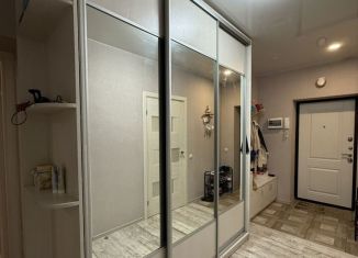 Продается 2-ком. квартира, 54.2 м2, Калининград, улица Зои Космодемьянской, 10