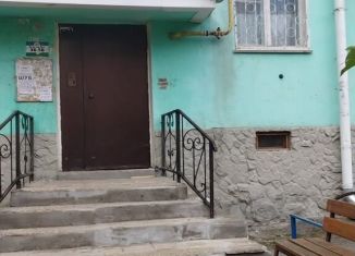 Продается 2-комнатная квартира, 45 м2, Туймазы, улица Мичурина, 23А