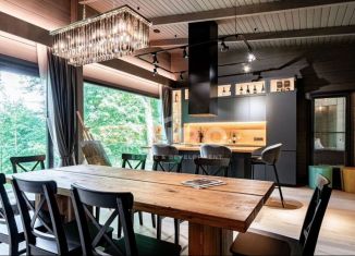 Продаю дом, 277 м2, КП Новолеоново, улица Истрица, 57