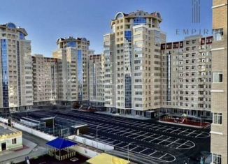 Продам двухкомнатную квартиру, 70 м2, Грозный, улица Муслима Г. Гайрбекова, 61к3