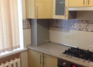 Аренда двухкомнатной квартиры, 45 м2, Азов, Красногоровская улица, 37