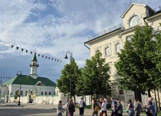 Продается 1-ком. квартира, 48 м2, Казань, улица Фатыха Карима, 9