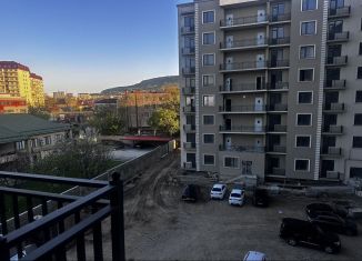 Продам 1-комнатную квартиру, 44 м2, Махачкала, улица Лизы Чайкиной, 47