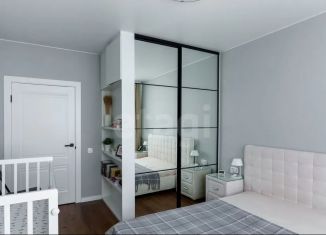 Продам однокомнатную квартиру, 42.3 м2, Тюмень, улица Тимофея Чаркова, 83, ЖК Звёздный