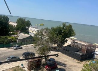 Сдача в аренду двухкомнатной квартиры, 40 м2, Приморско-Ахтарск, Пролетарская улица, 5