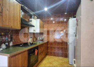 Продажа трехкомнатной квартиры, 60 м2, Геленджик, Пионерская улица, 4