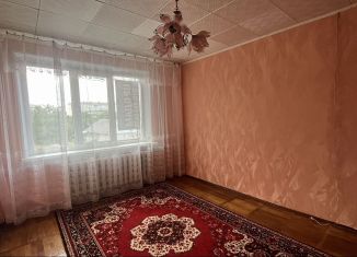 Продаю трехкомнатную квартиру, 61.7 м2, Крымск, улица Свердлова, 138