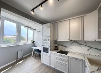 Сдаю 3-комнатную квартиру, 69 м2, Сочи, Пасечная улица, 7, микрорайон Донская