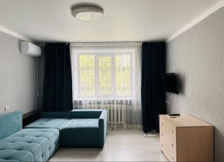 Сдается в аренду 2-ком. квартира, 52.4 м2, Тихорецк, улица Гоголя, 44В