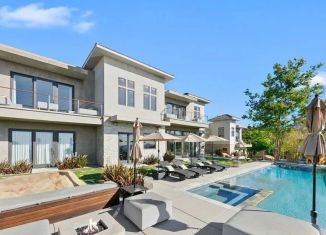 Продаю дом, 130 м2, Сириус, Цветочная улица, 19В