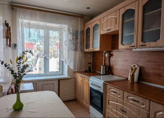 Продам 3-ком. квартиру, 65 м2, Уфа, улица Достоевского